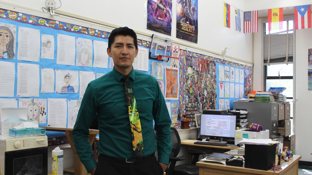 Mr. Pinto: From cartoonist to Spanish&nbsp;teacher