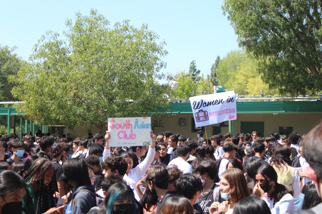 Photo Essay: Club&nbsp;Rush