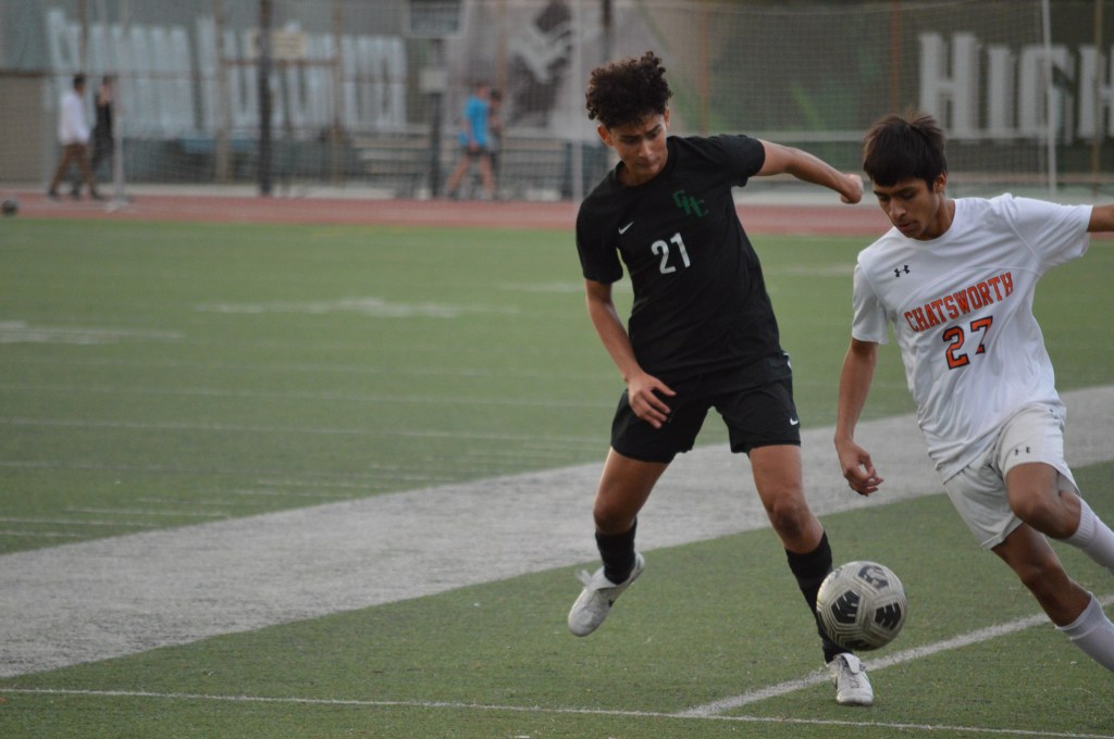 Varsity boys soccer goes to&nbsp;playoffs