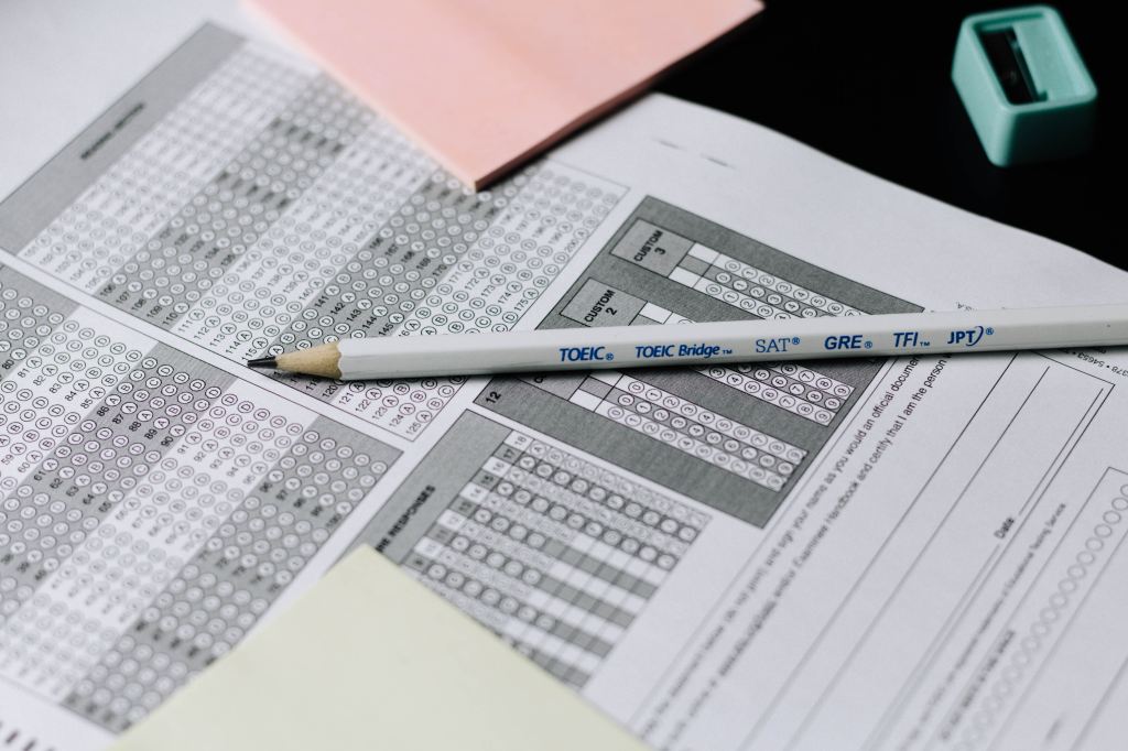 Removing the SAT requirement is not advantageous to&nbsp;all