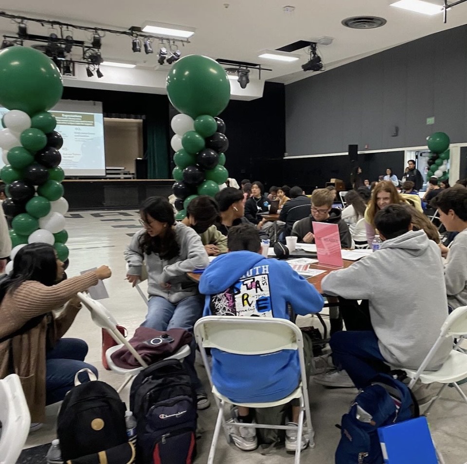 Link Crew and AMP co-host fun freshmen study&nbsp;session