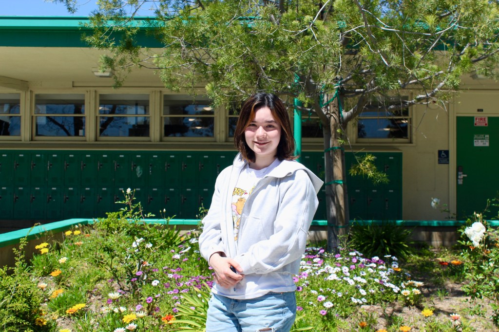 Lana Thyen receives recognition at the L.A. County Science&nbsp;Fair