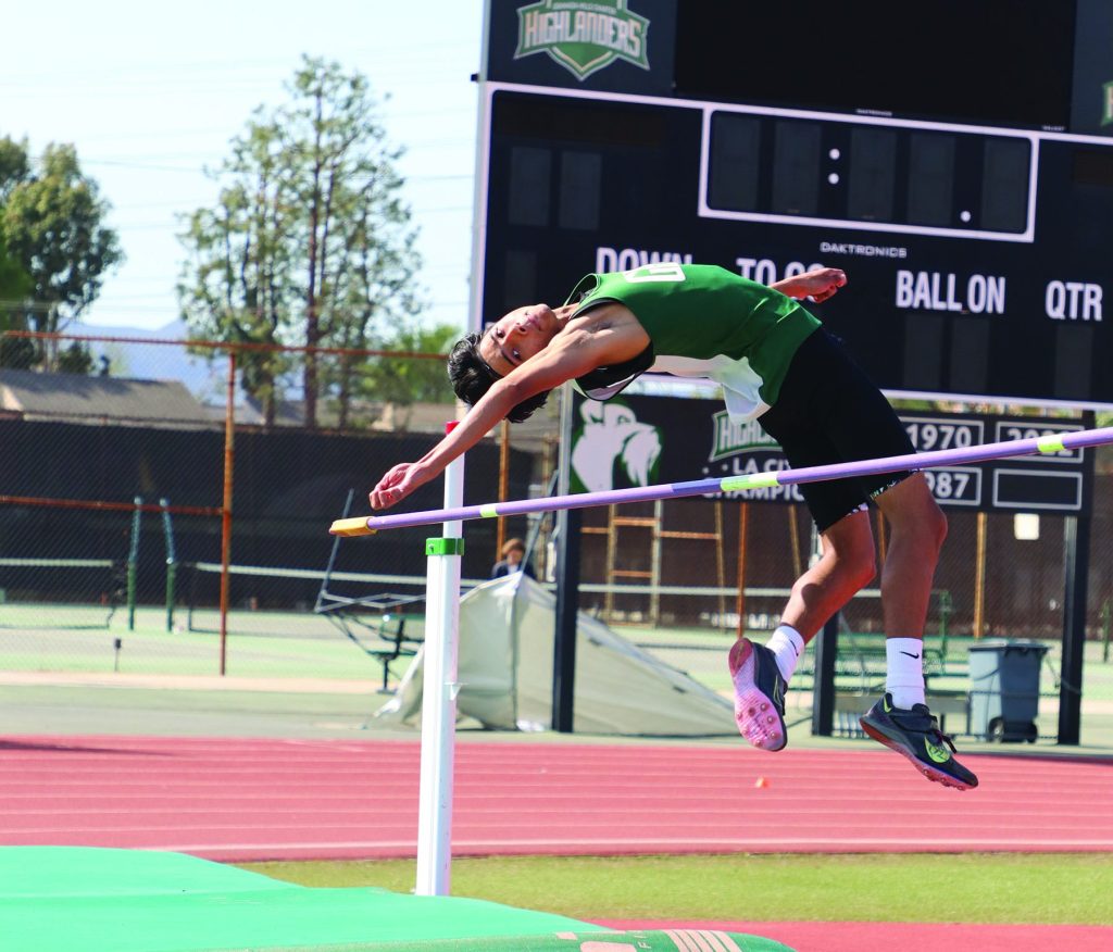 Track breaks records at Simi Valley&nbsp;Invitational